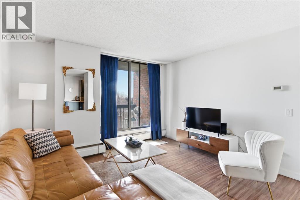 Apartment for Sale in 603, 2909 17 Avenue SW|Calgary, Alberta T3E0B1 3