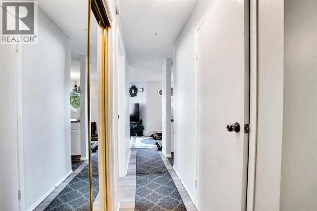 Apartment for Sale in 109, 110 20 Avenue NE|Calgary, Alberta T2E1P7 4