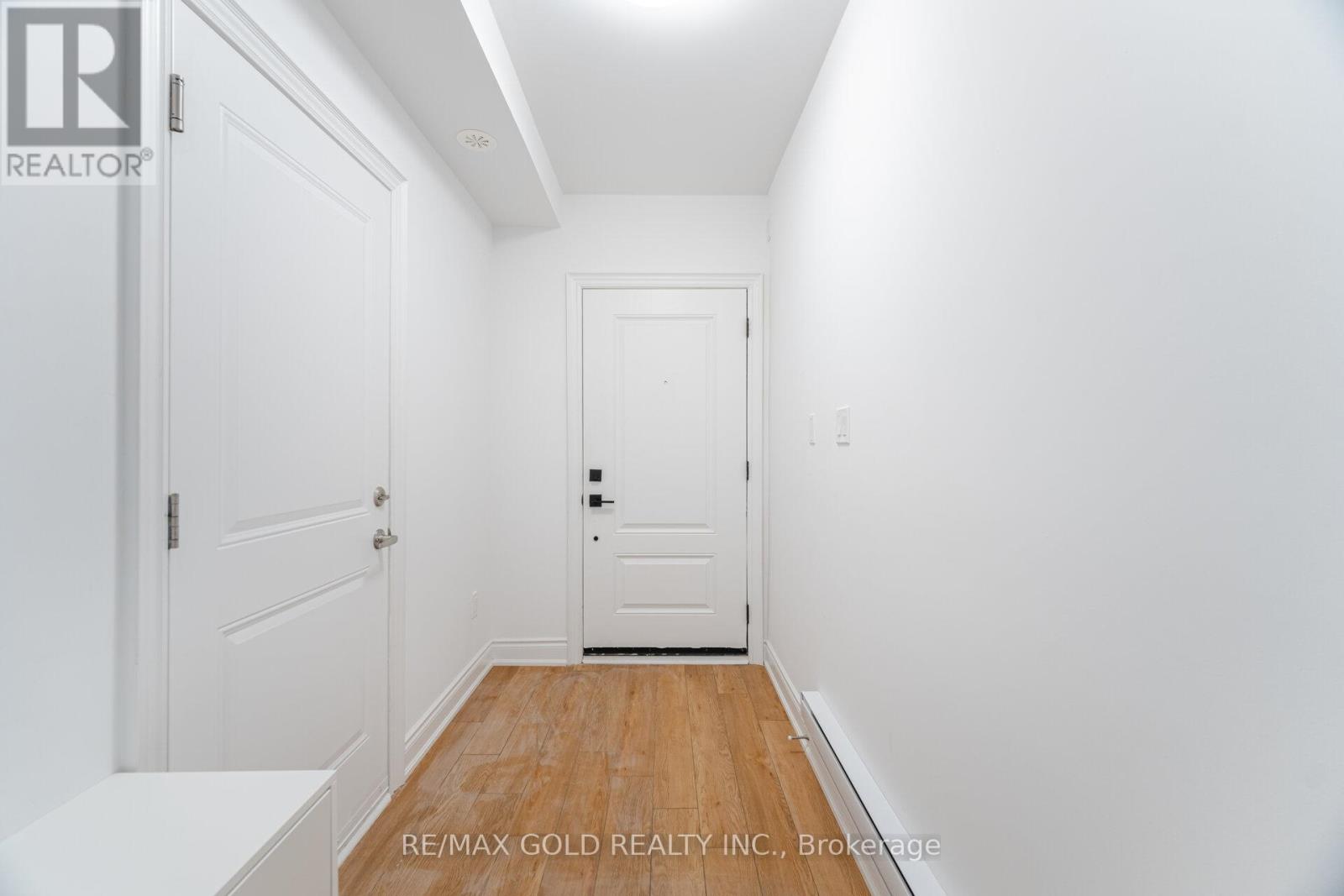 Row / Townhouse for Sale in 172 - 56 LUNAR CRESCENT|Mississauga (Streetsville), Ontario L5M2R4 4