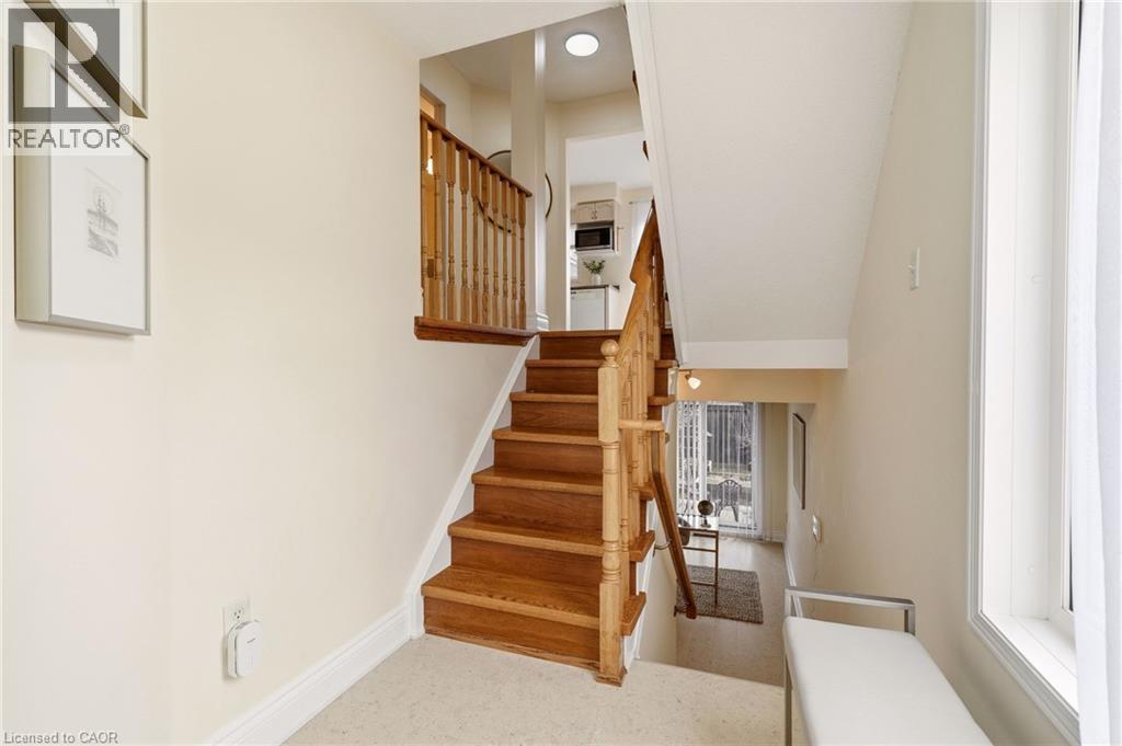 Row / Townhouse for Sale in 408 FAIRGATE Way|Oakville, Ontario L6H6Y1 3