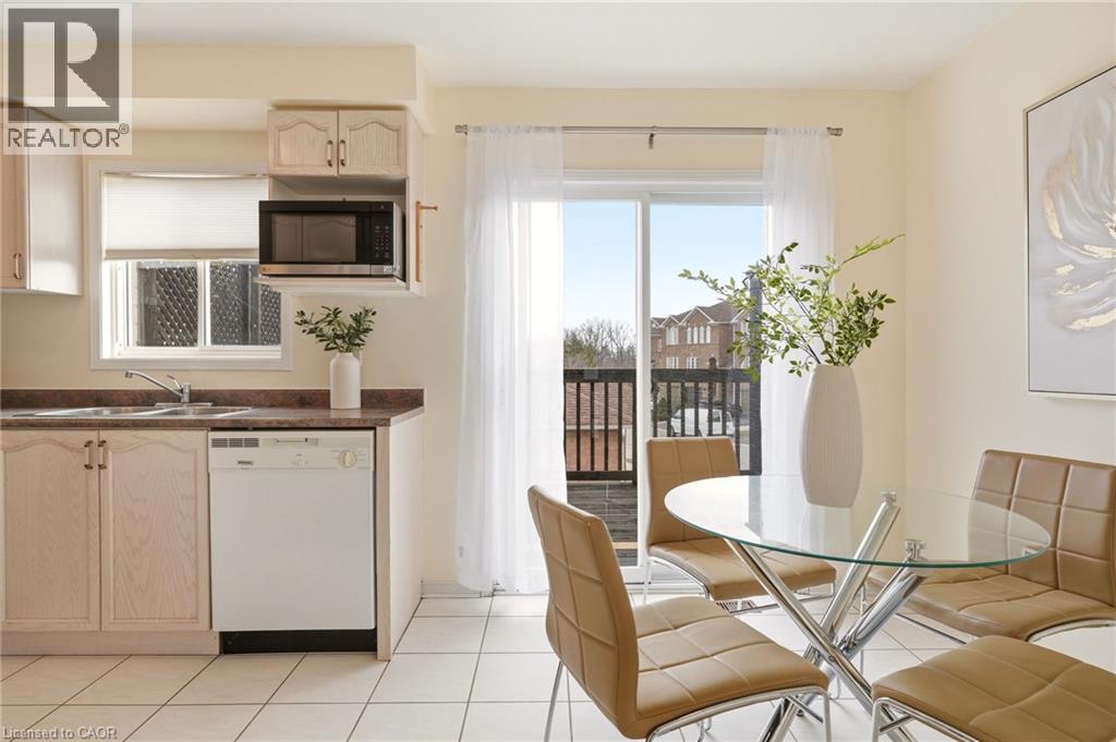 Row / Townhouse for Sale in 408 FAIRGATE Way|Oakville, Ontario L6H6Y1 4