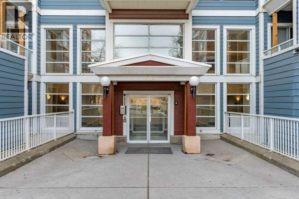 Apartment for Sale in 317, 333 Riverfront Avenue SE|Calgary, Alberta T2G5R1 3