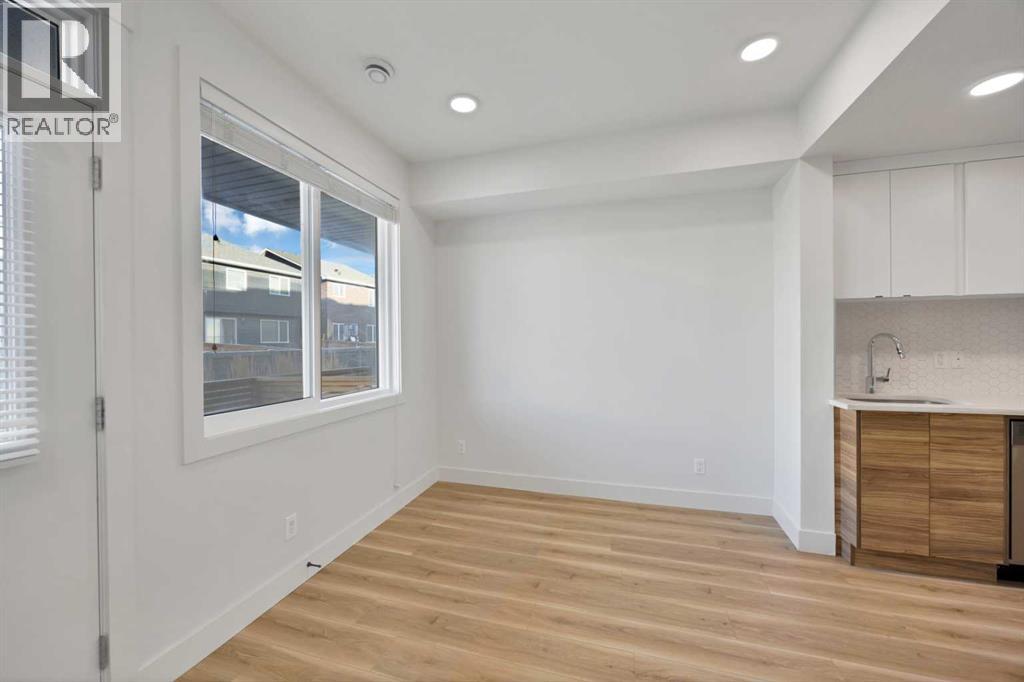 Row / Townhouse for Sale in 112, 10060 46 Street NE|Calgary, Alberta T3J2H8 2