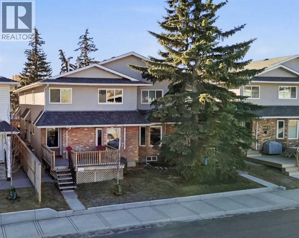 Row / Townhouse for Sale in 1, 2121 34 Avenue SW|Calgary, Alberta T2T2C5