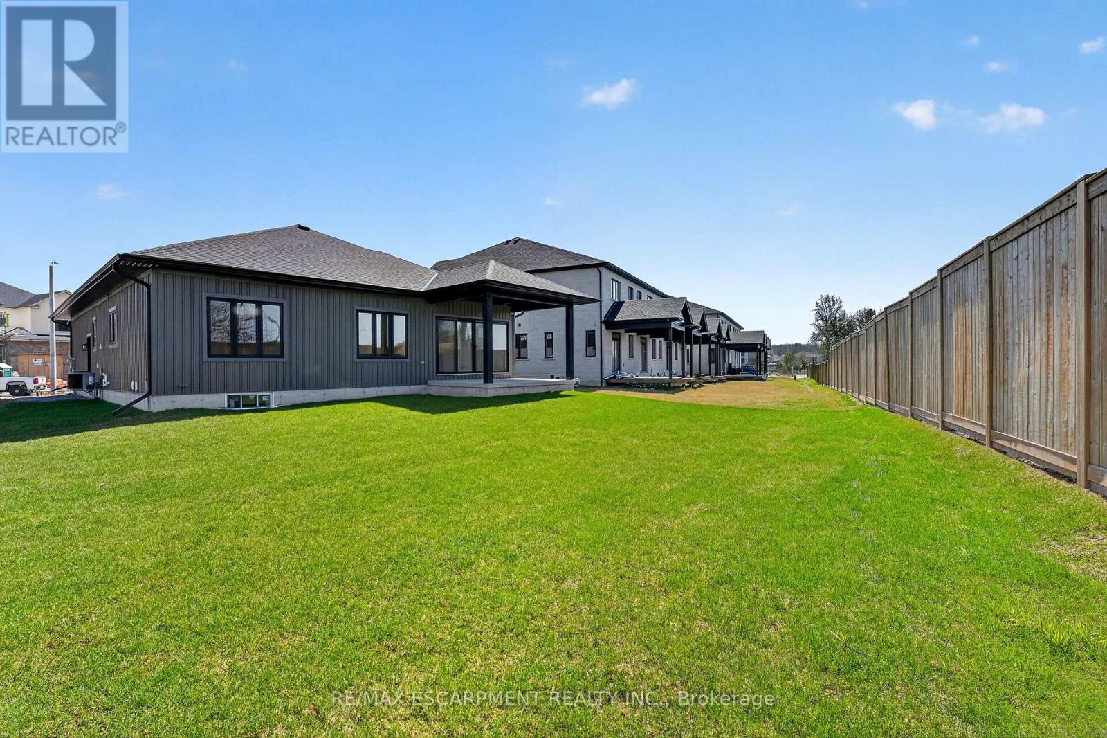 For sale: 6192 CURLIN CRESCENT, Niagara Falls (Forestview), Ontario ...
