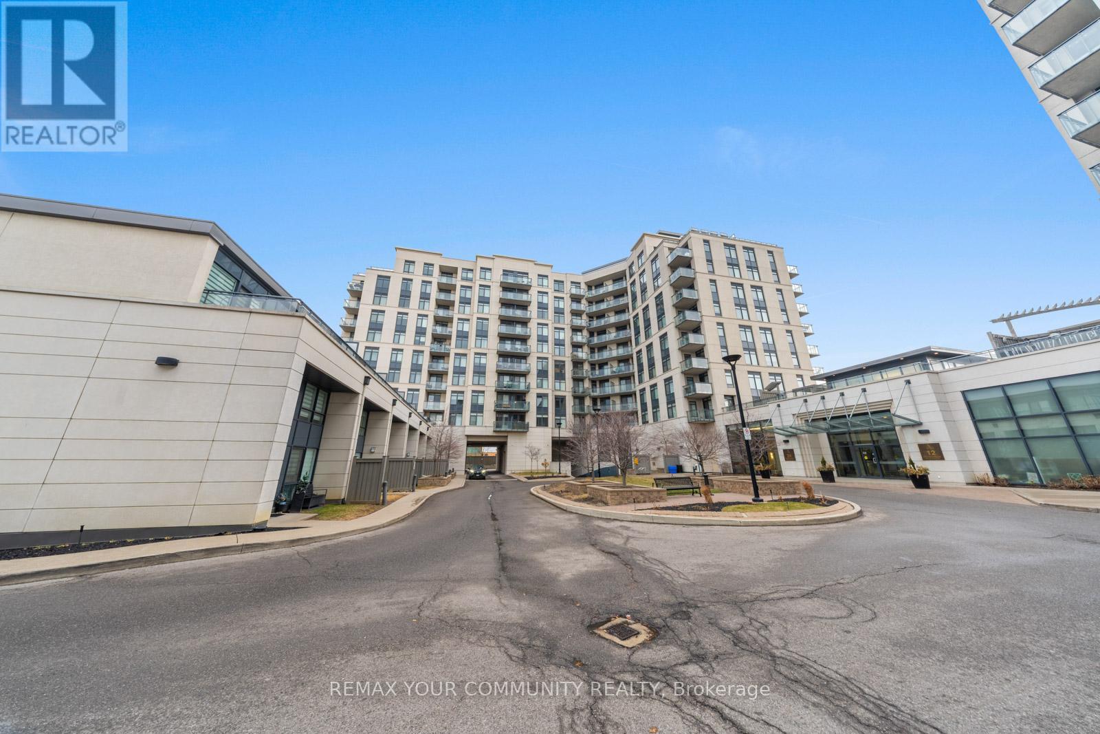 315 - 24 WOODSTREAM BOULEVARD