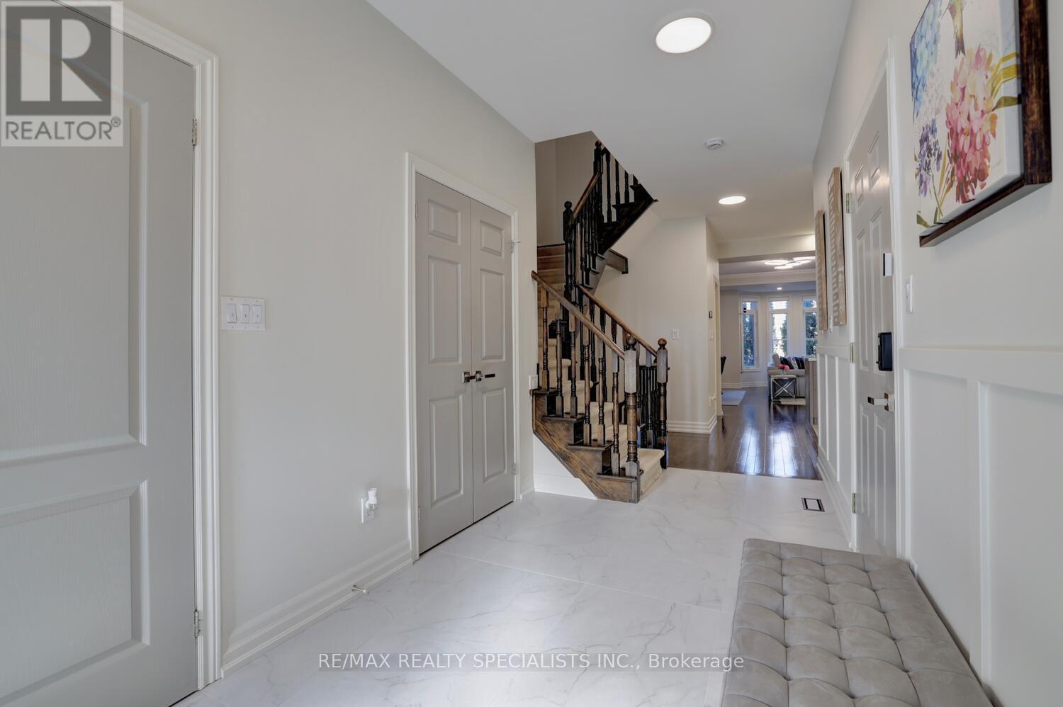 Row / Townhouse for Sale in 8 - 85 CHURCH STREET|Mississauga (Streetsville), Ontario L5M1M6 5