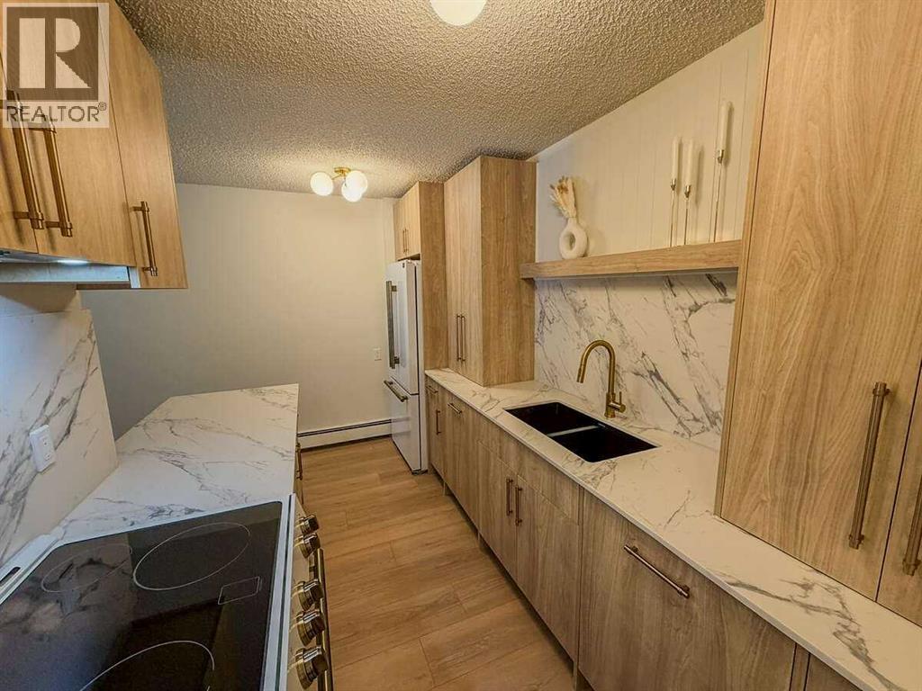 Apartment for Sale in 2106, 4001B 49 Street NW|Calgary, Alberta T3A2C9 4