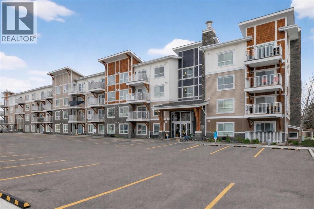 4403, 302 Skyview Ranch Drive NE