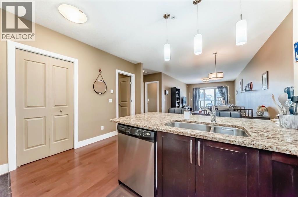 Apartment for Sale in 306, 1899 45 Street NW|Calgary, Alberta T3B4S3 3