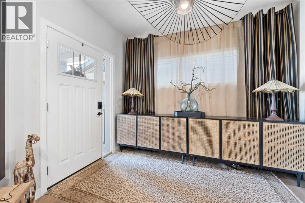 House for Sale in 292 Legacy Reach Circle SE|Calgary, Alberta T2X4E5 2