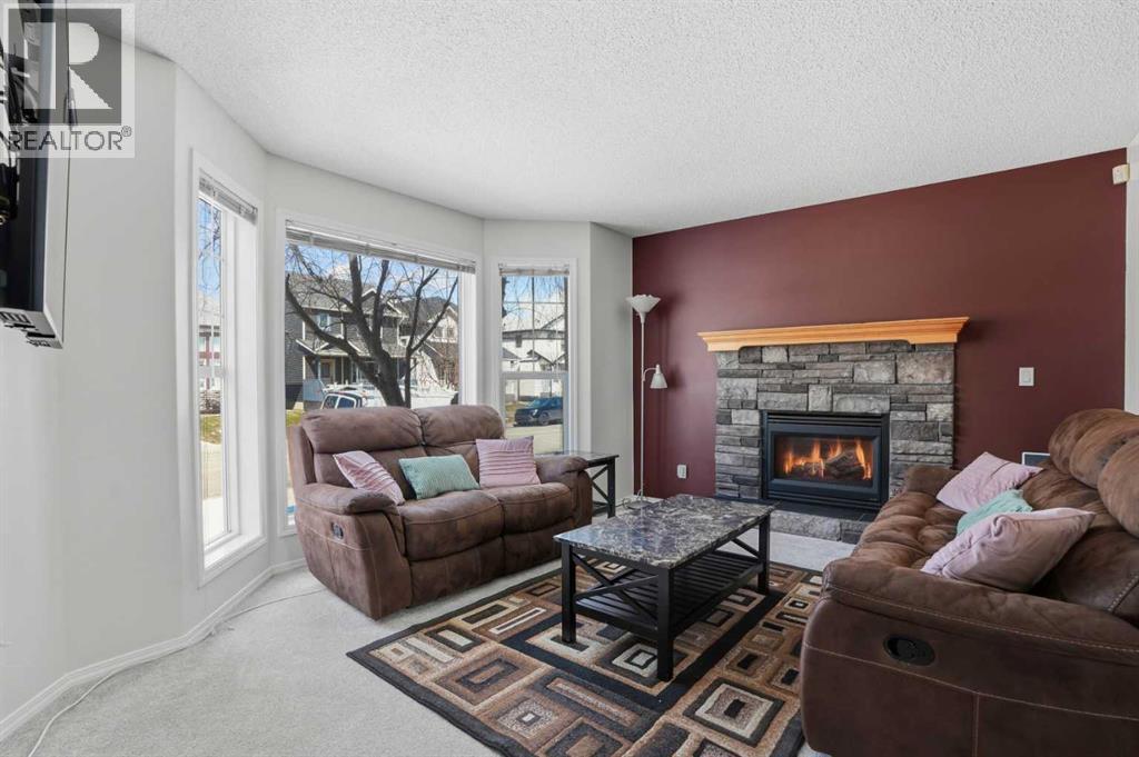 House for Sale in 155 Tarington Green NE|Calgary, Alberta T3J3X3 2