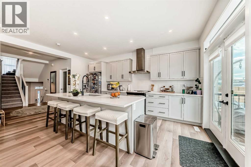 House for Sale in 385 Edith Road NW|Calgary, Alberta T3R1Y9 5