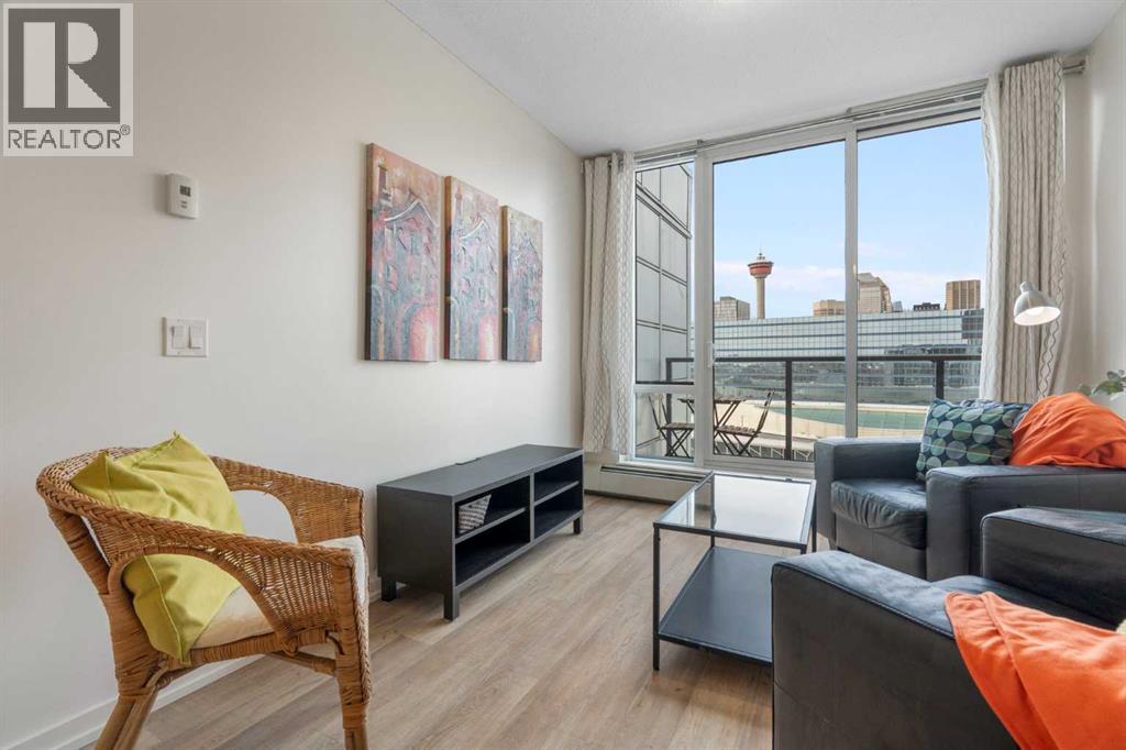 Apartment for Sale in 1503, 450 8 Avenue SE|Calgary, Alberta T2G1T2 3