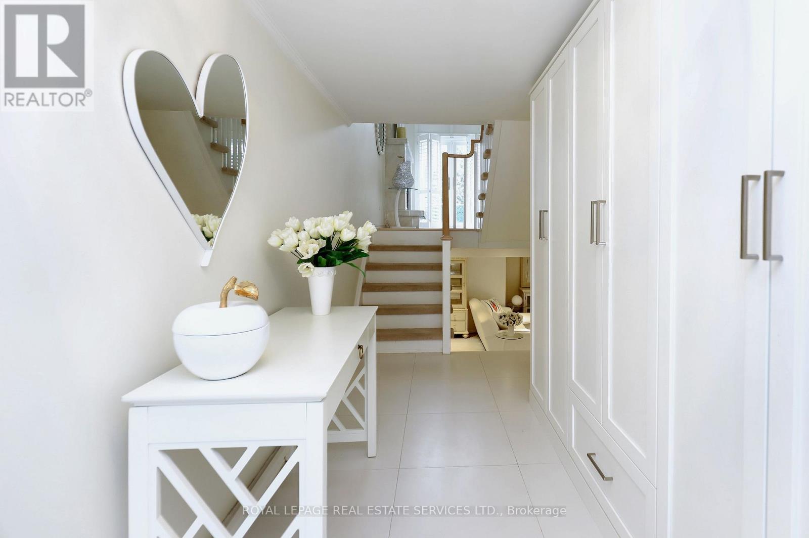 Row / Townhouse for Sale in 10 - 4230 FIELDGATE DRIVE|Mississauga (Rathwood), Ontario L4W2M5 4