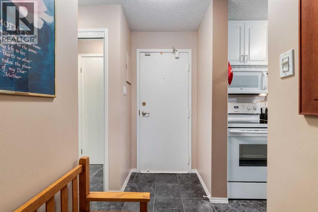 Apartment for Sale in 310, 723 57 Avenue SW|Calgary, Alberta T2V4Z3 5
