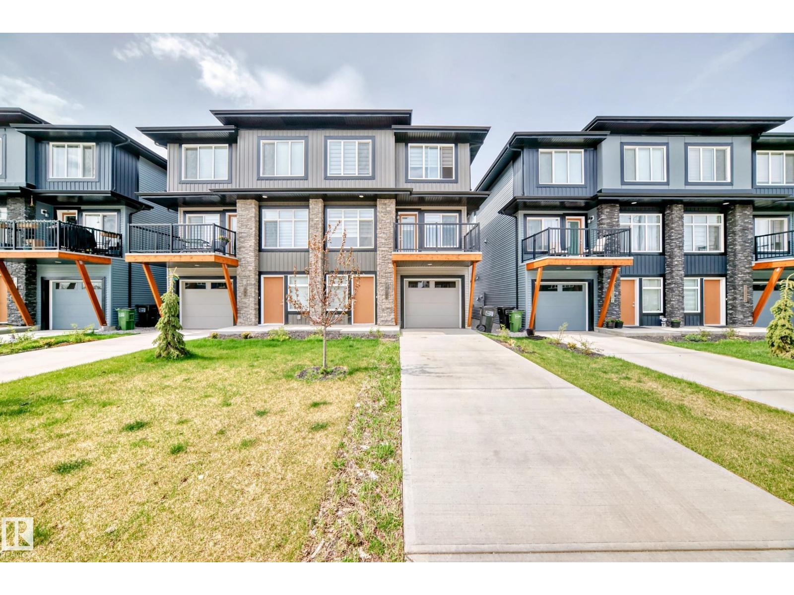 For sale: 7822 KORULUK LINK LI SW, Edmonton, Alberta T6W4V1 - E4481989 ...