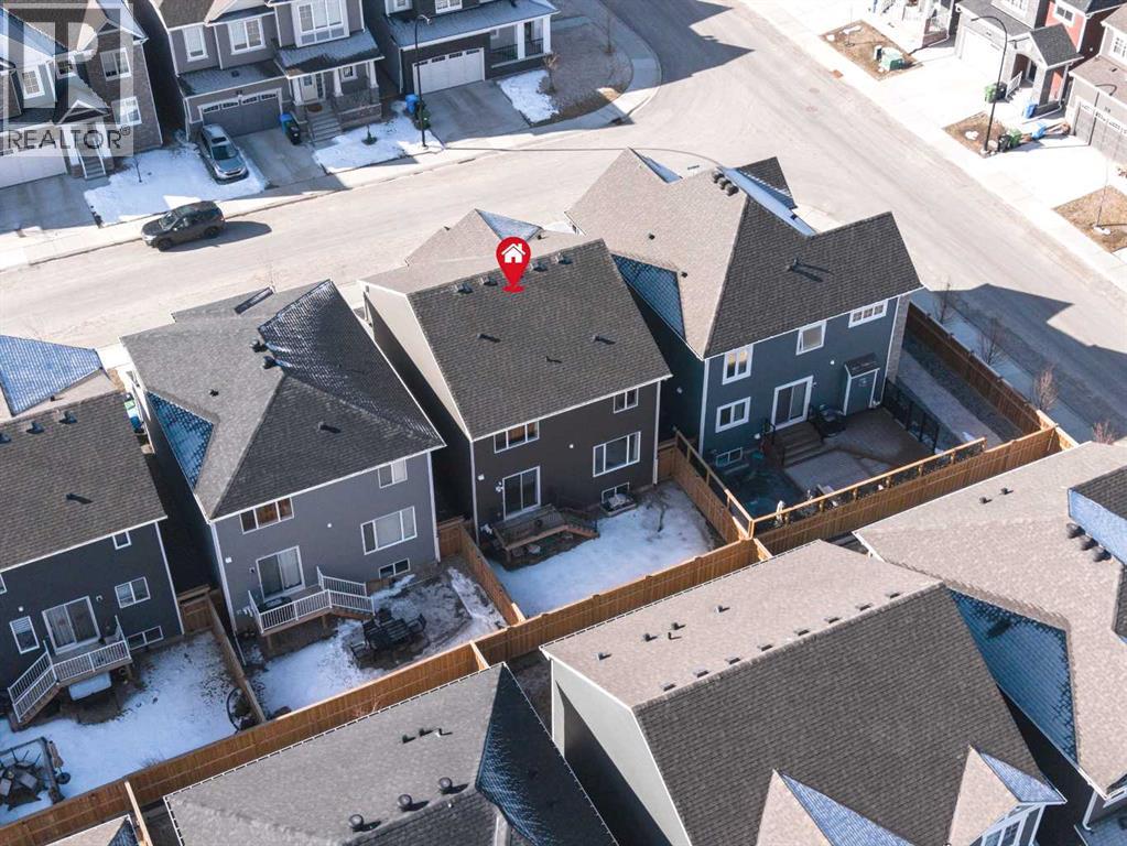 House for Sale in 94 Yorkstone Heath SW|Calgary, Alberta T2X4S3 2