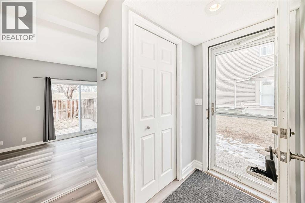 Row / Townhouse for Sale in 41, 5520 1 Avenue SE|Calgary, Alberta T2A5Z7 5