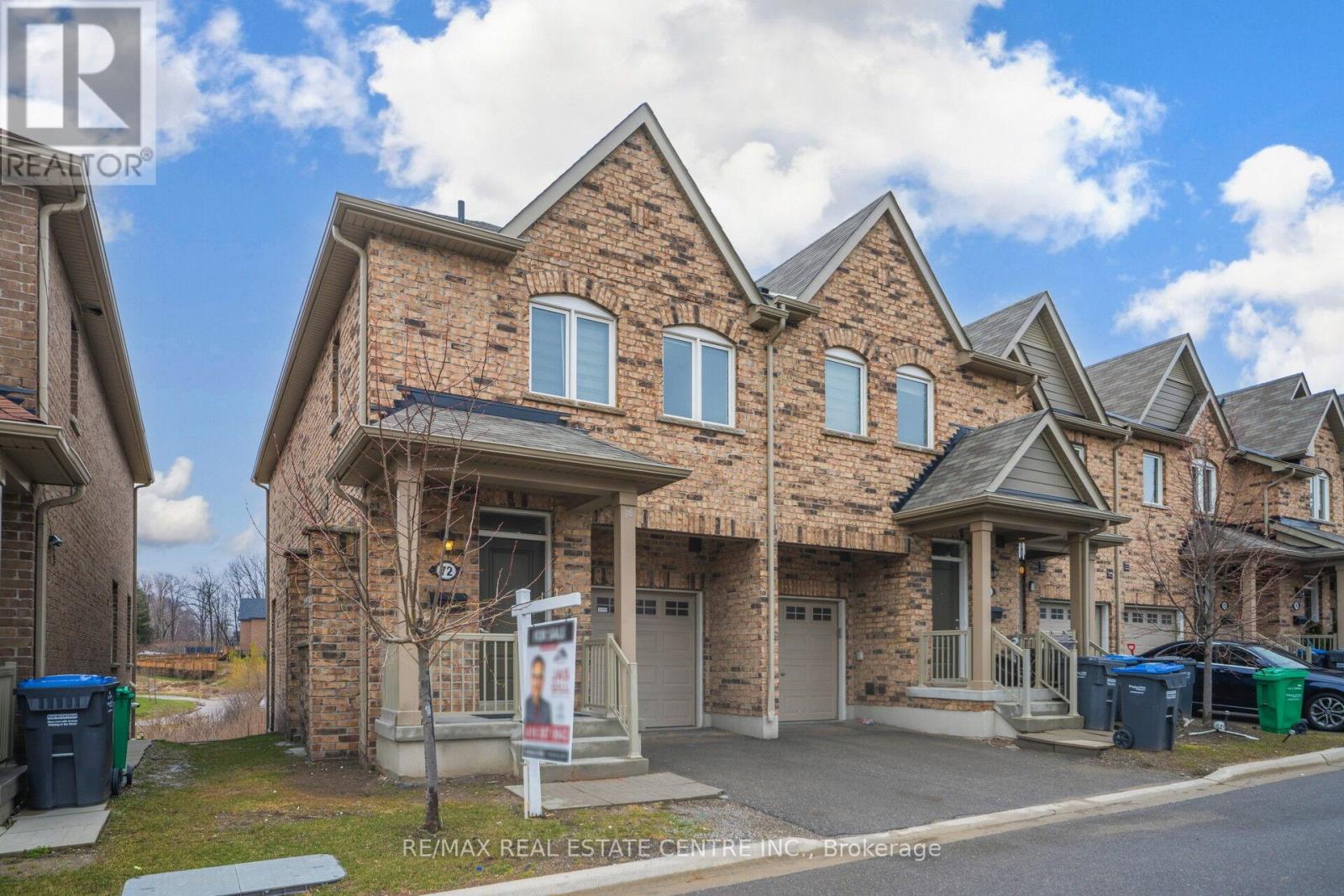 Row / Townhouse for Sale in 72 - 50 EDINBURGH DRIVE|Brampton (Bram West), Ontario L6Y1N9 2