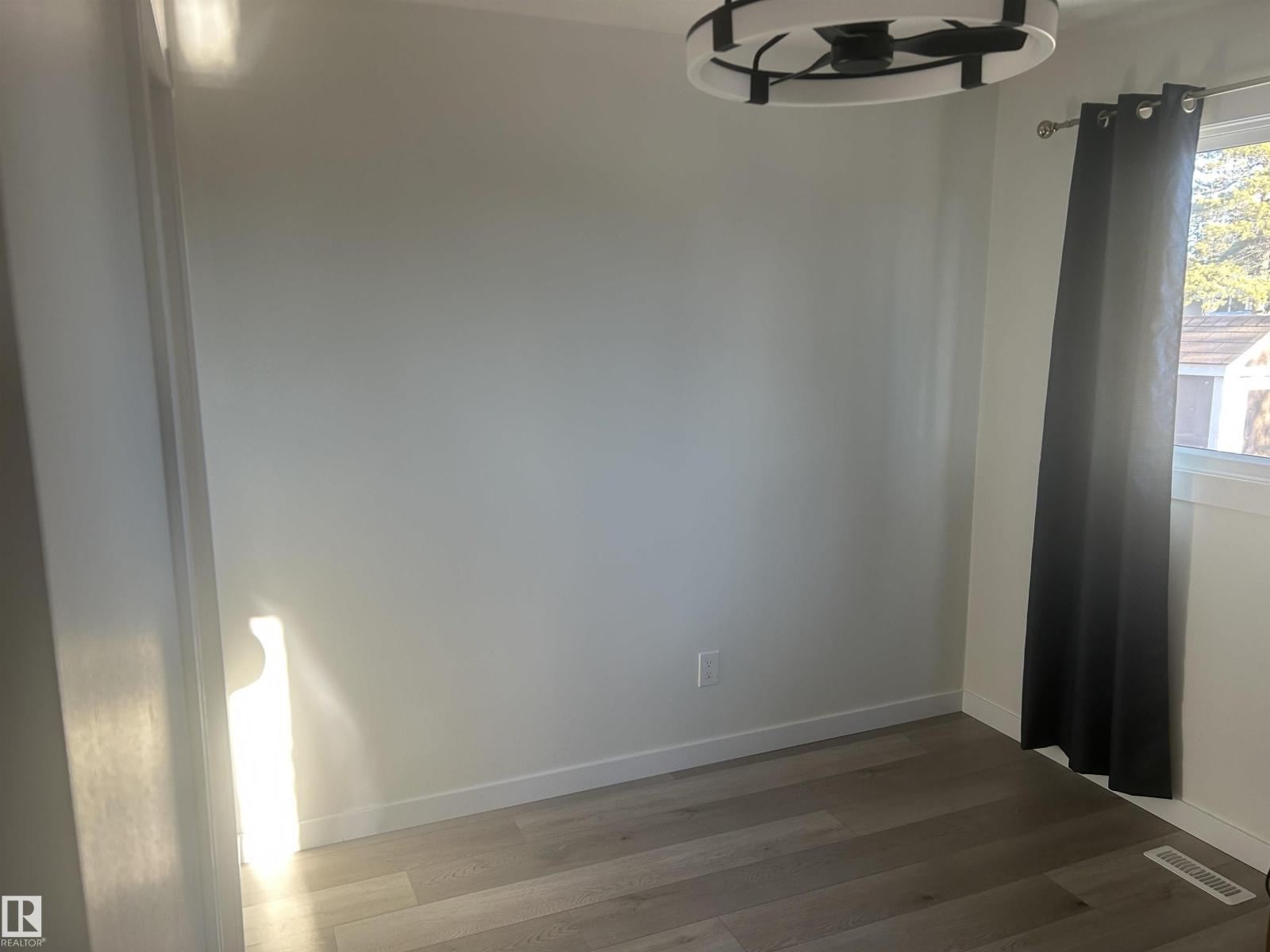 Basement bedroom — 4th bedroom, 14911 77 St NW