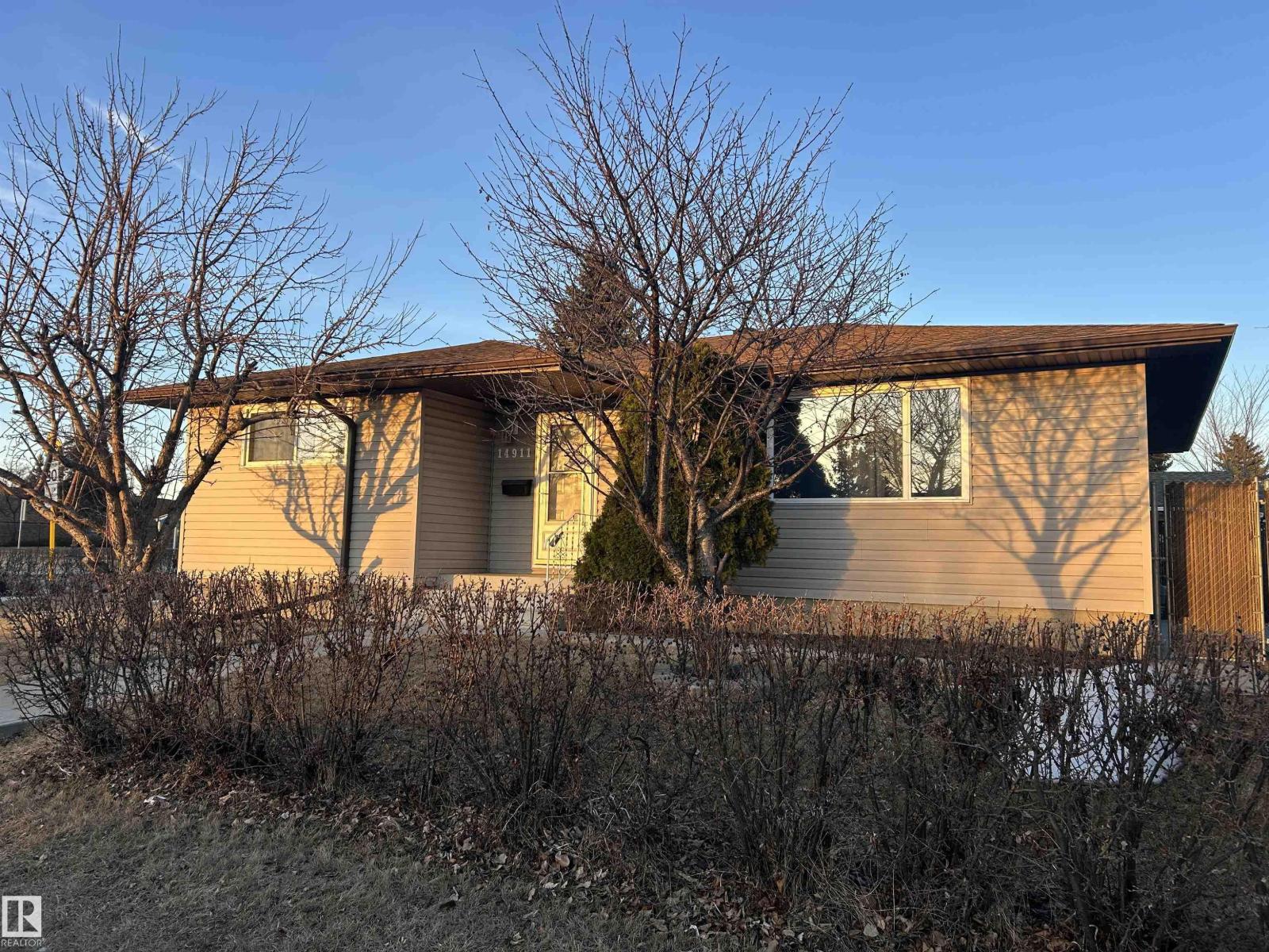 Front exterior of 14911 77 St NW, Kilkenny bungalow available for rent-to-own in Edmonton, AB