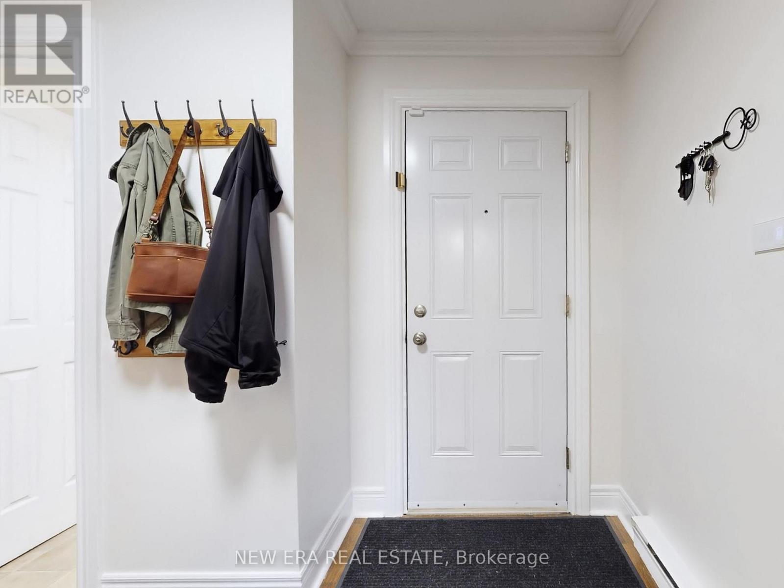 Row / Townhouse for Sale in 55 - 6540 FALCONER DRIVE|Mississauga (Streetsville), Ontario L5N1M1 4