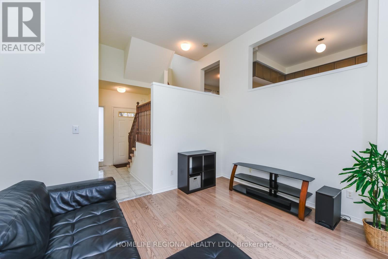 Row / Townhouse for Sale in 72 - 7105 BRANIGAN GATE|Mississauga (Meadowvale Village), Ontario L5N7S2 5