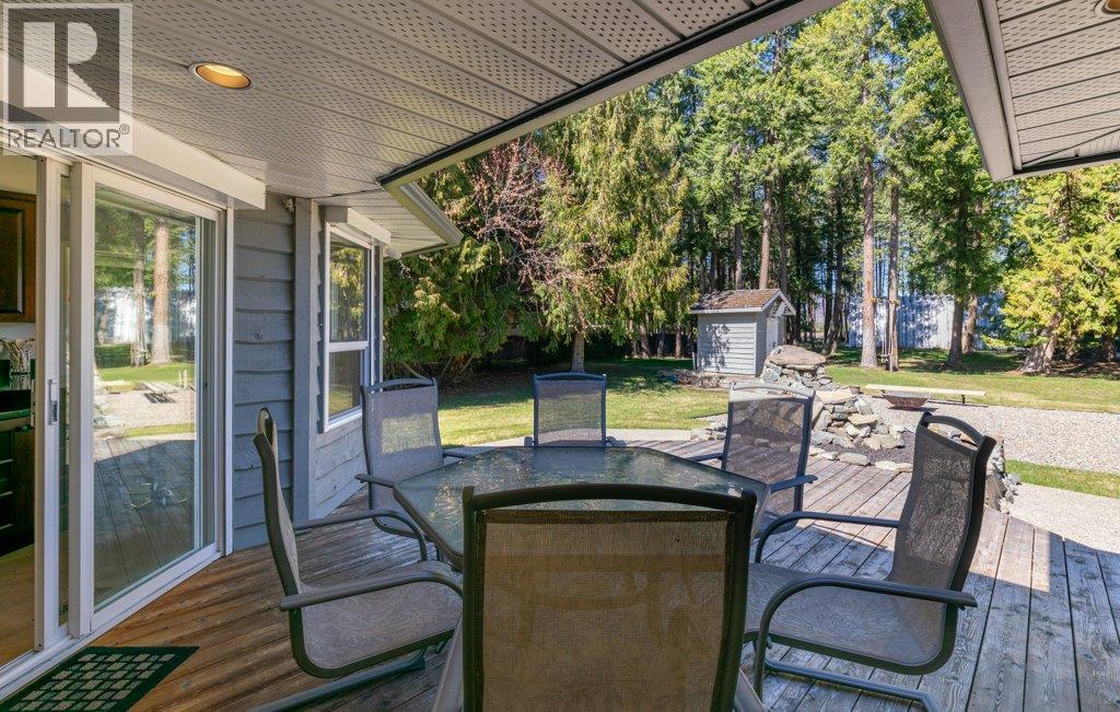 For sale: 3789 Zinck Road, Scotch Creek, British Columbia V0E1M5 ...