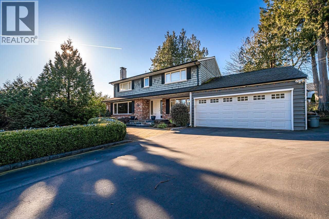For sale: 4032 RIPPLE ROAD, West Vancouver, British Columbia V7V3K9 ...