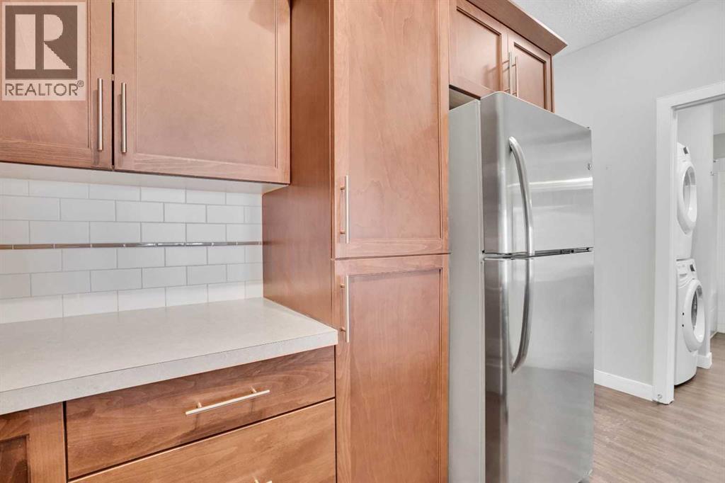 Apartment for Sale in 319, 20 Royal Oak Plaza NW|Calgary, Alberta T3G0E6 5