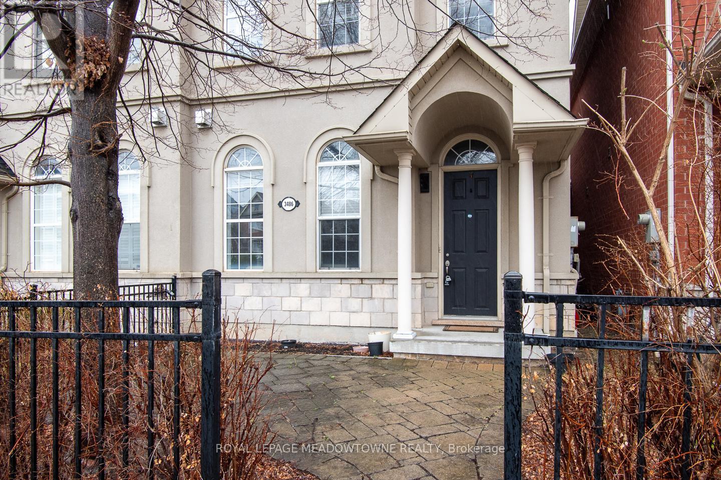 Row / Townhouse for Sale in 3486 EGLINTON AVENUE W|Mississauga (Churchill Meadows), Ontario L5M7P4 3