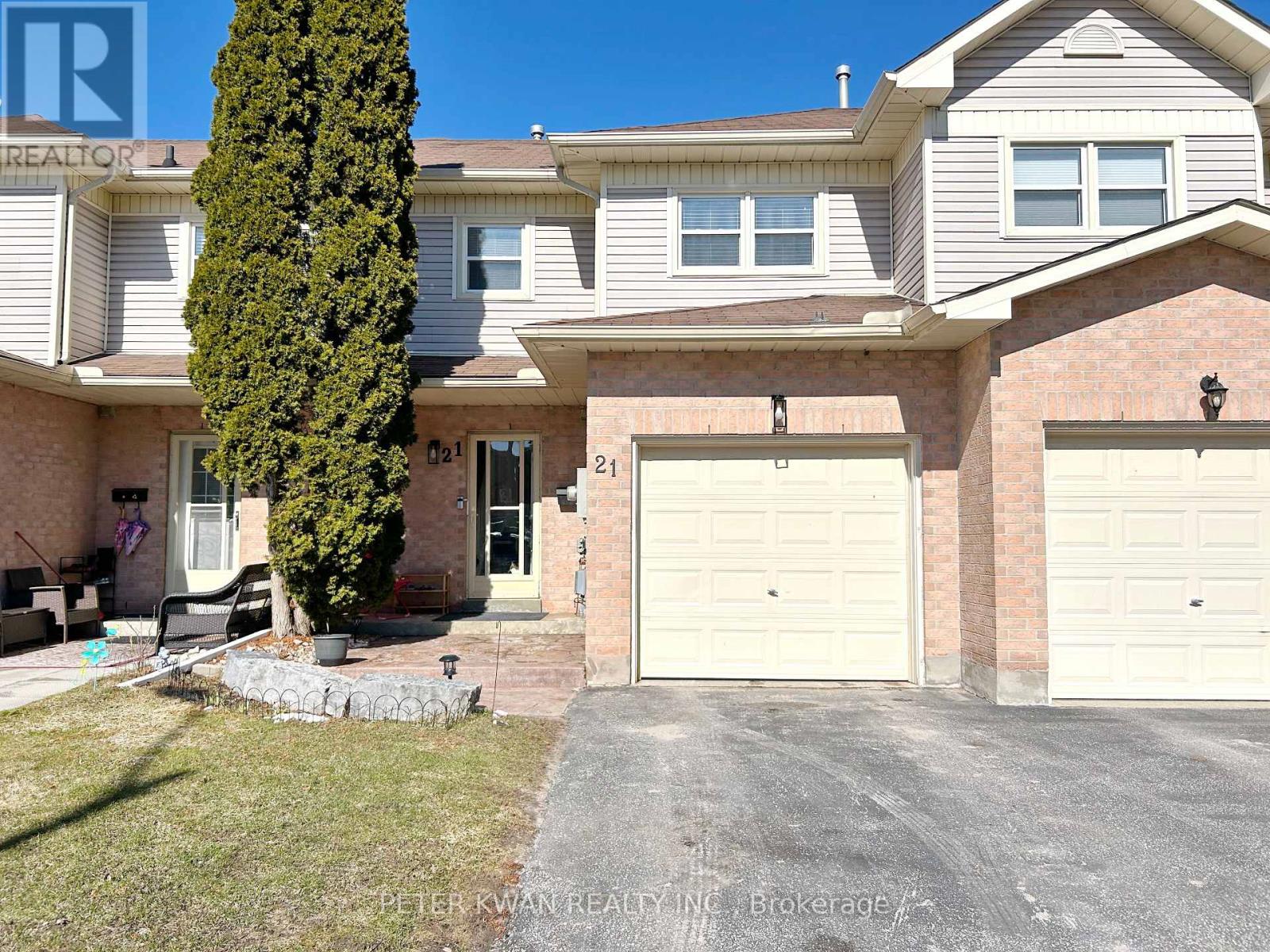 21 - 120 D'AMBROSIO DRIVE