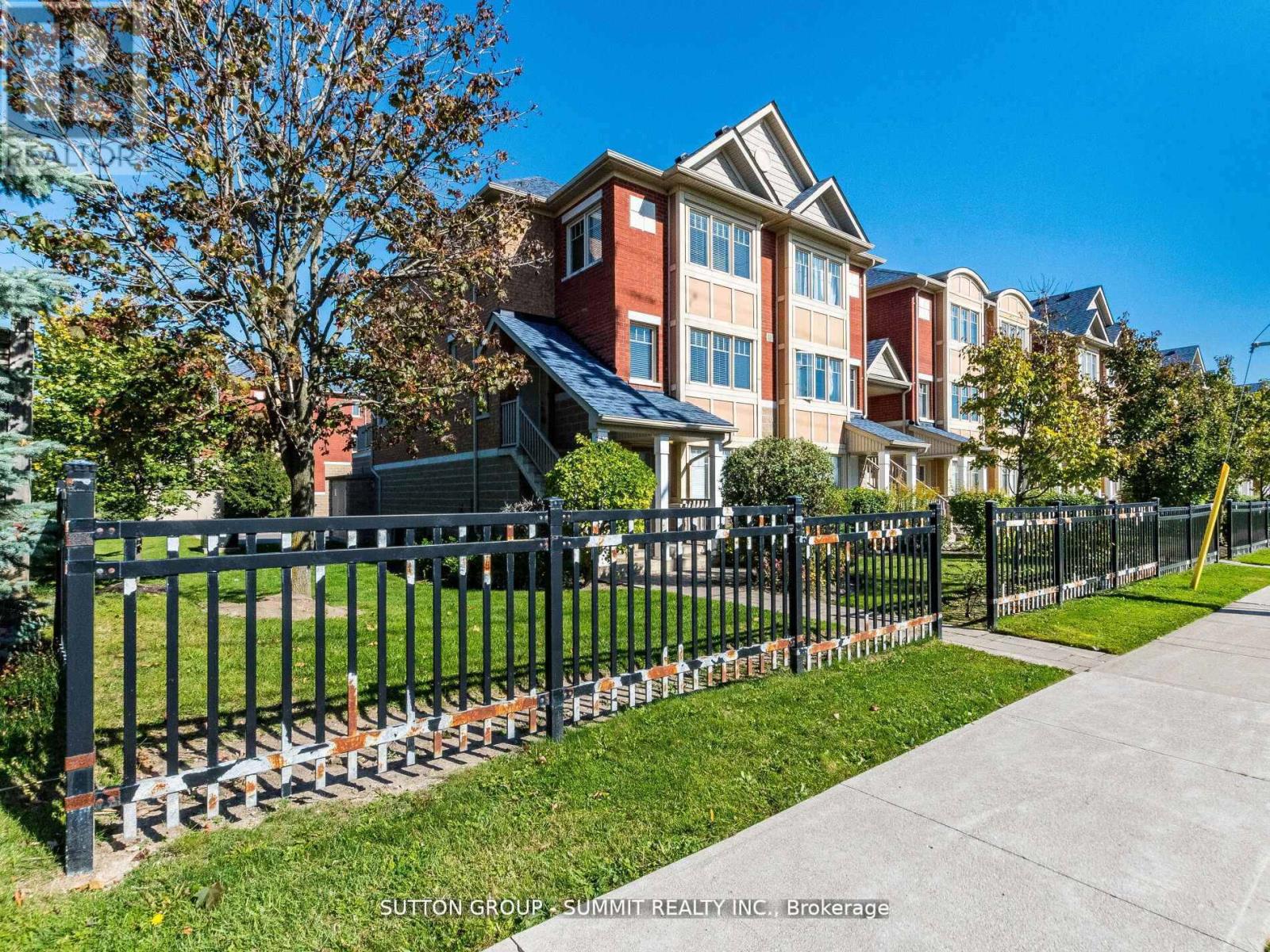 Row / Townhouse for Sale in 11 - 5035 NINTH LINE|Mississauga (Churchill Meadows), Ontario L5M0E6 4