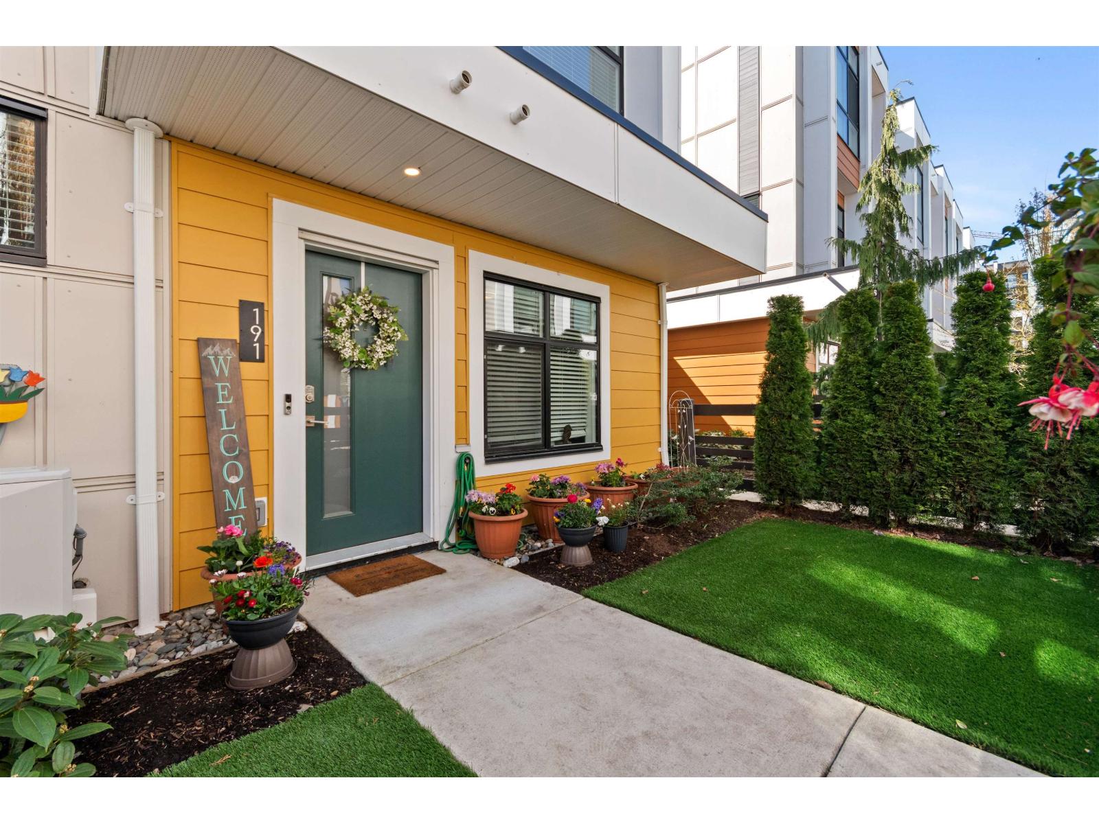 191 46150 Thomas Road, Vedder Crossing, Chilliwack — 3 bed 3 bath townhome