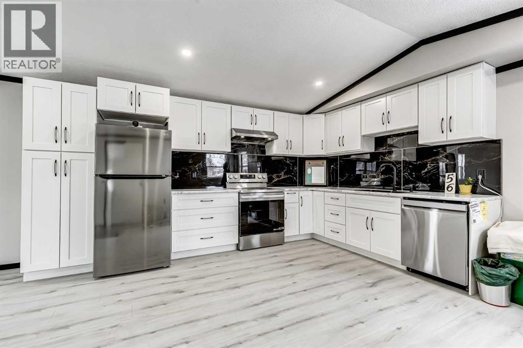 Mobile Home for Sale in 56, 6220 17 Avenue SE|Calgary, Alberta T2A0W6 2