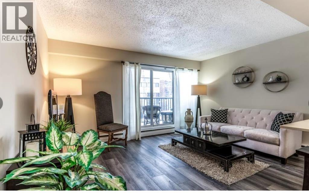 Apartment for Sale in 301, 1717 12 Street SW|Calgary, Alberta T2T3N1 5