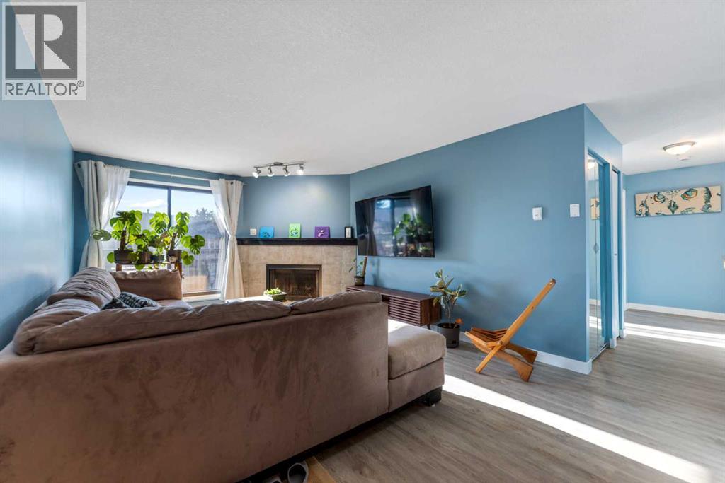 Apartment for Sale in 3301, 13045 6 Street SW|Calgary, Alberta T2W5H1 3