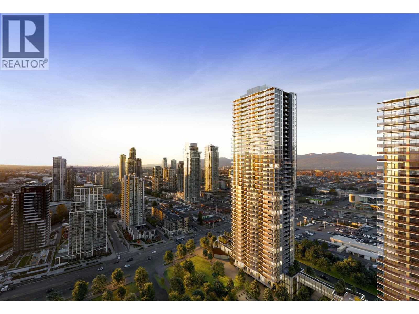 701 4538 DAWSON STREET|Burnaby, British Columbia V5C4C1