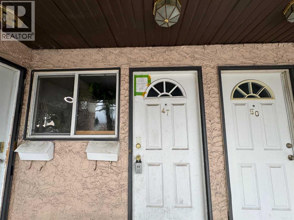 Row / Townhouse for Sale in 47, 3705 Fonda Way SE|Calgary, Alberta T2A6G9 2