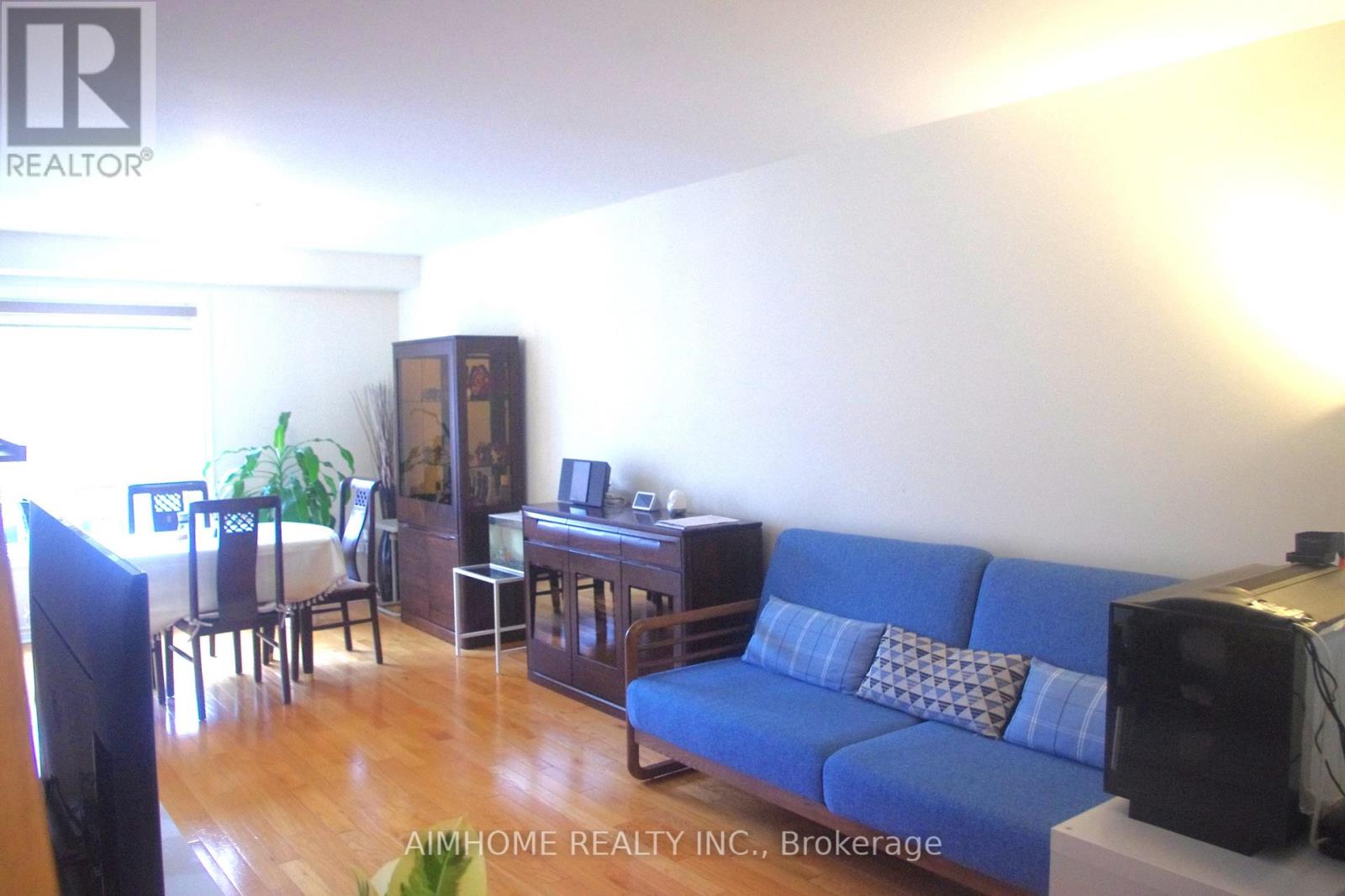 Row / Townhouse for Sale in 4889 JAMES AUSTIN DRIVE|Mississauga (Hurontario), Ontario L4Z4J2 5