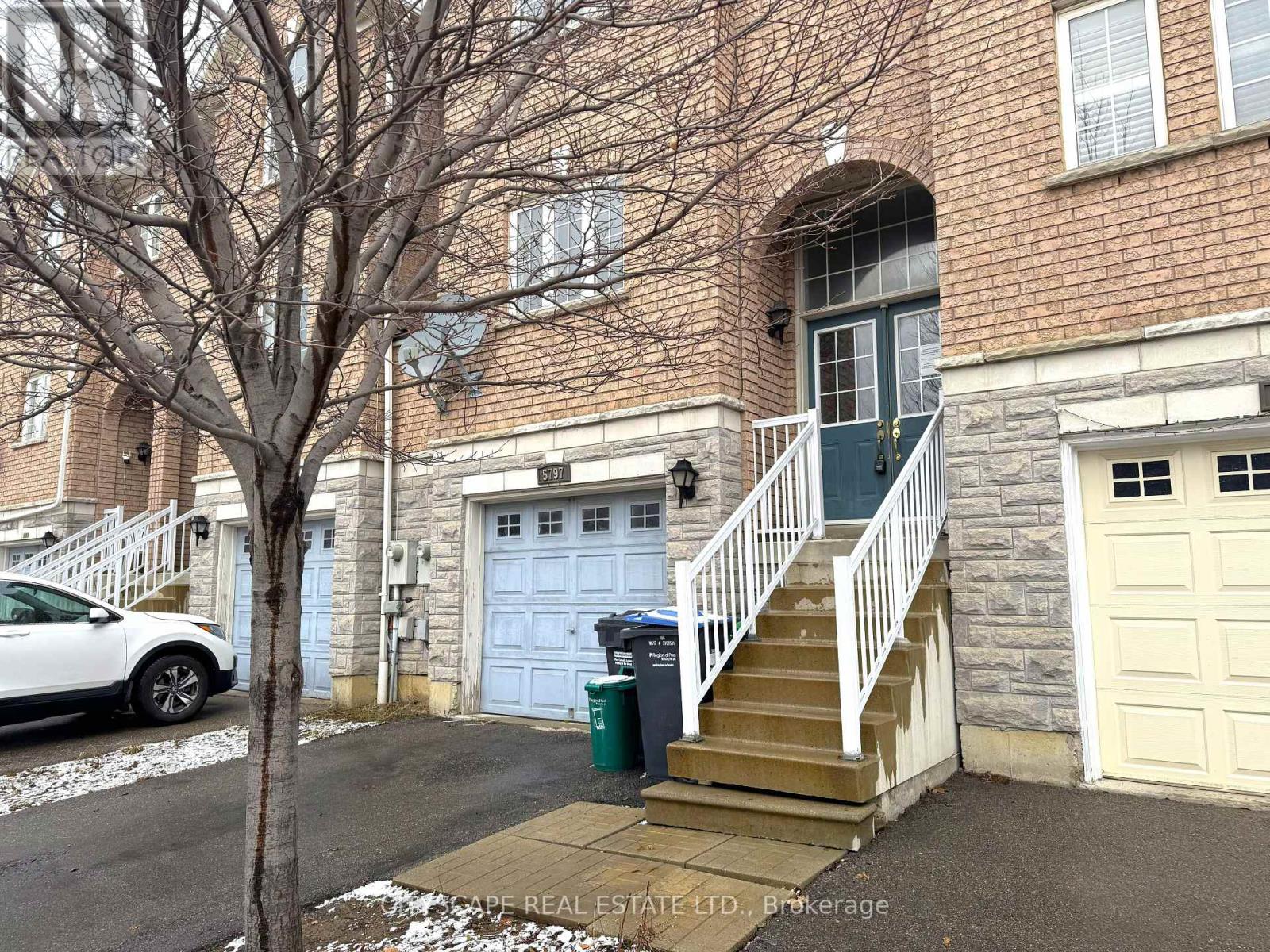 Row / Townhouse for Sale in 5797 TIZ STREET|Mississauga (Hurontario), Ontario L5R0B4 4