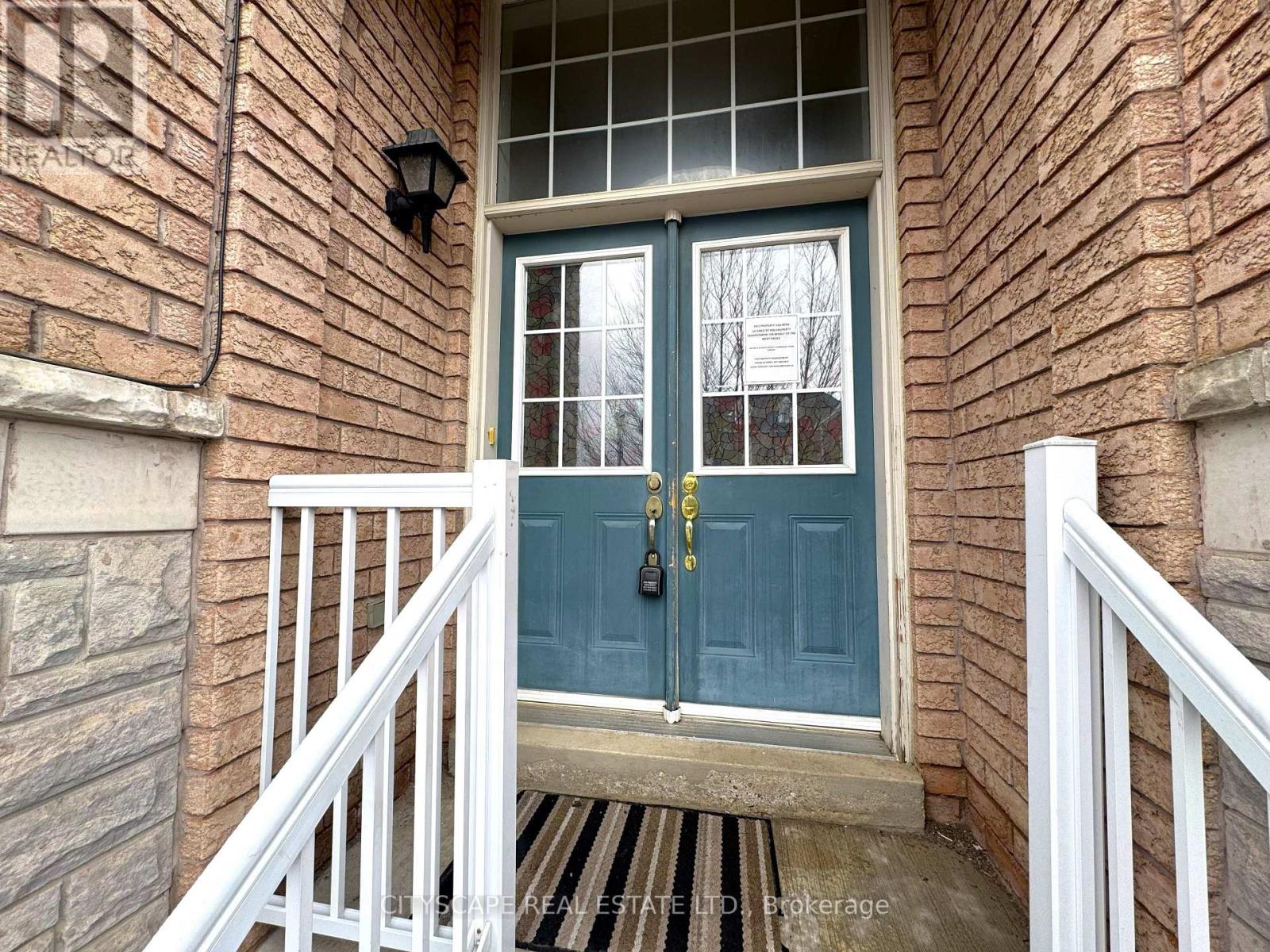 Row / Townhouse for Sale in 5797 TIZ STREET|Mississauga (Hurontario), Ontario L5R0B4 5