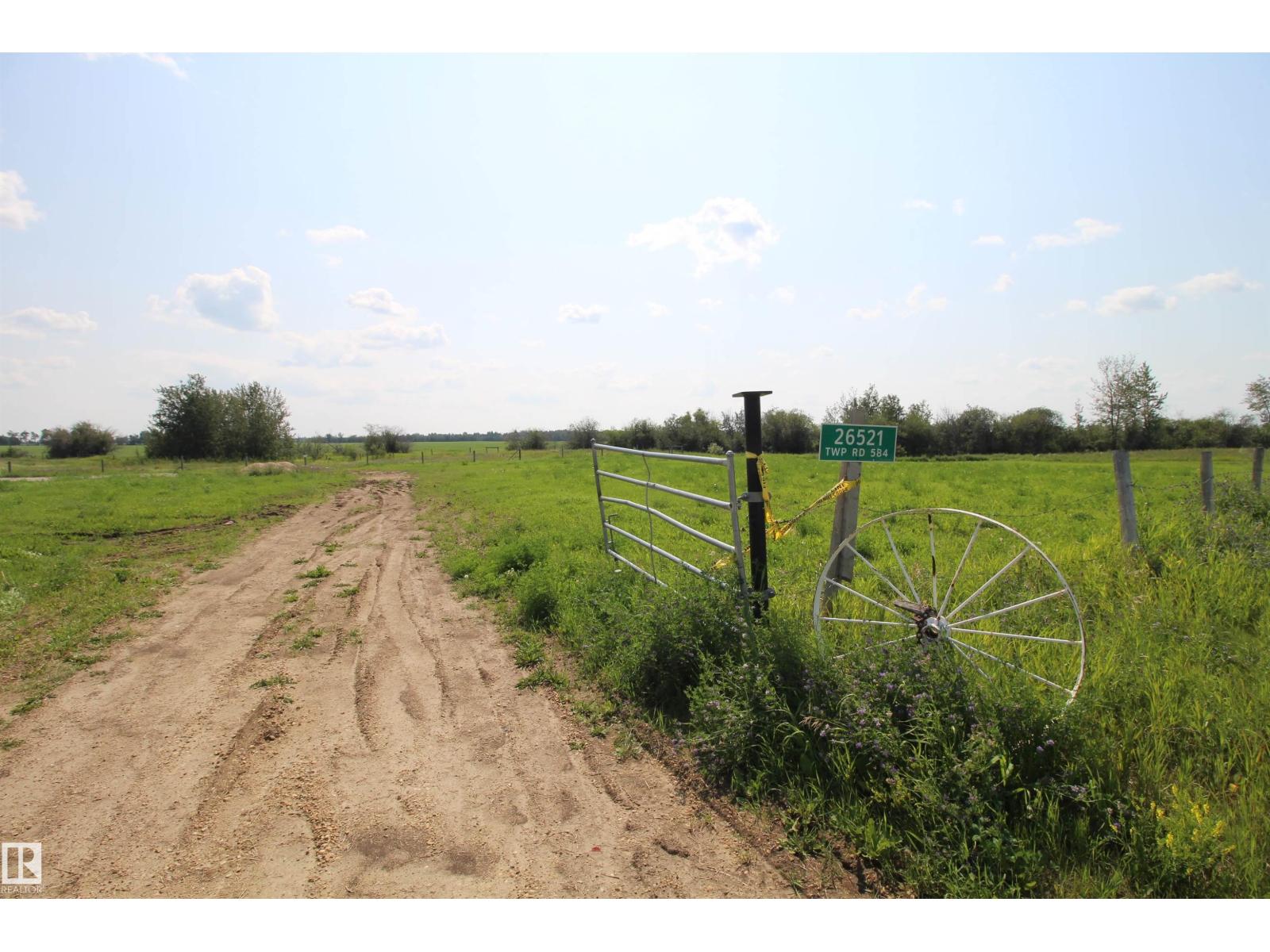For sale: 26521 Twp Rd 584, Rural Westlock County, Alberta T7P2P6 ...
