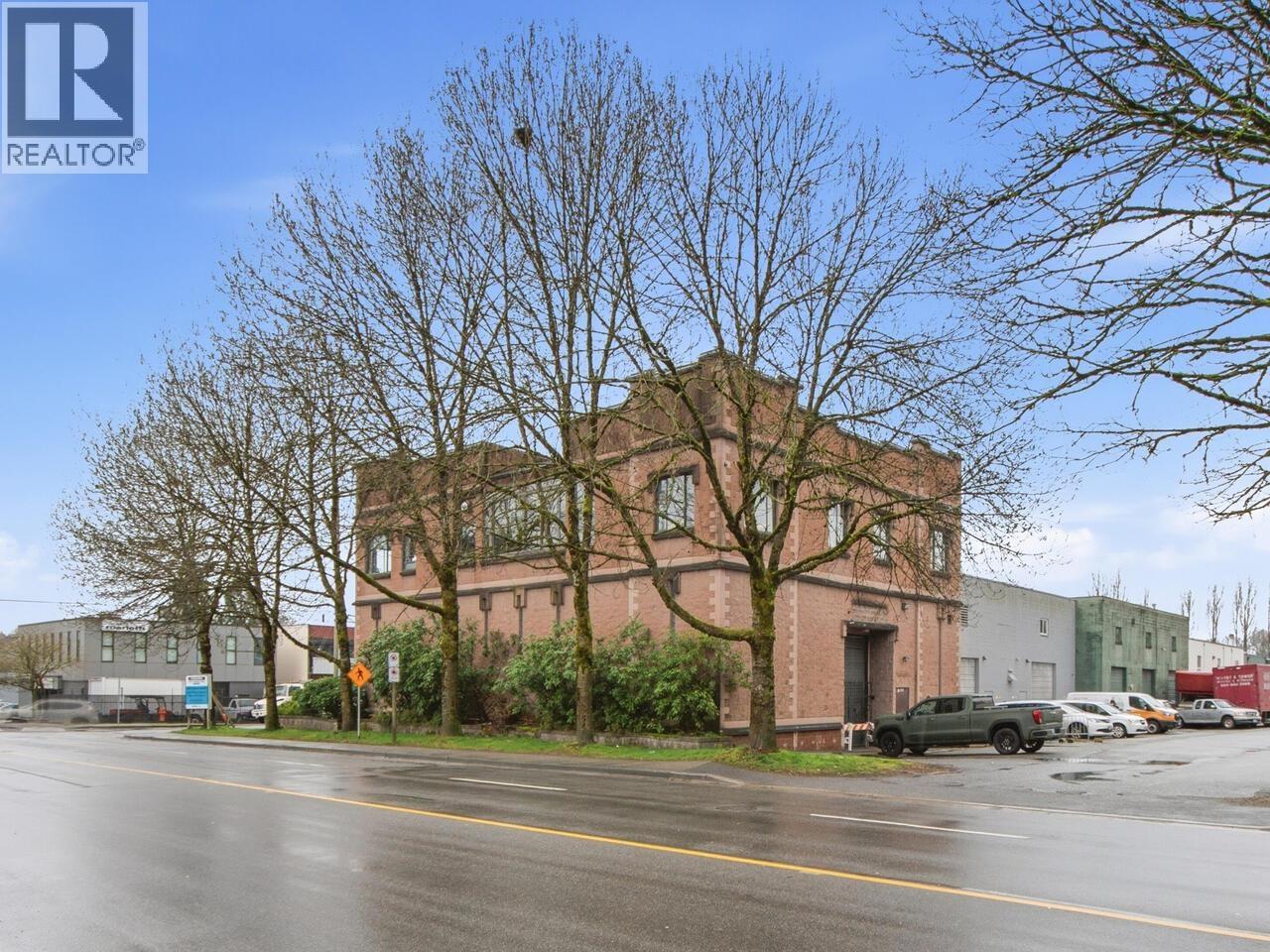Castle Armory & Residence — 1496 Rupert Street