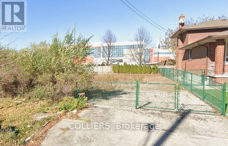 188 FAIRHOLME AVENUE, Toronto (Yorkdale-Glen Park), Ontario M6B2X4