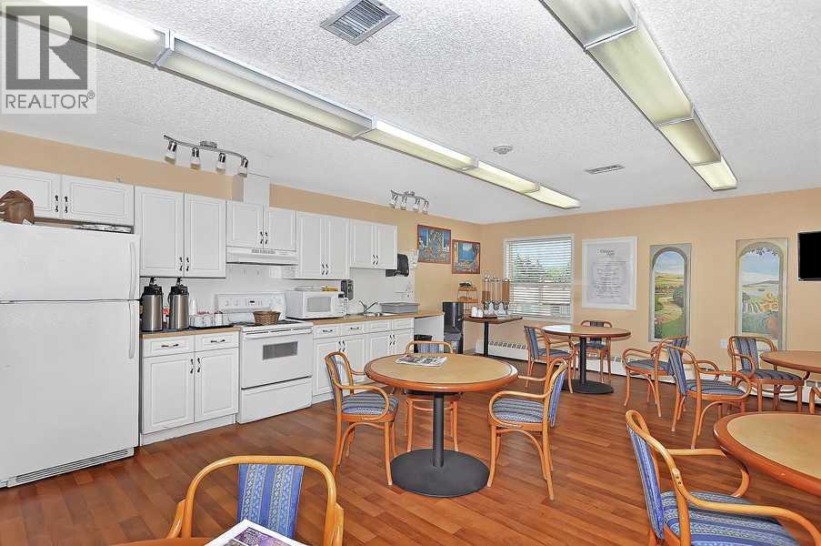 Apartment for Sale in 1330, 5200 44 Avenue NE|Calgary, Alberta T1Y7L4 3