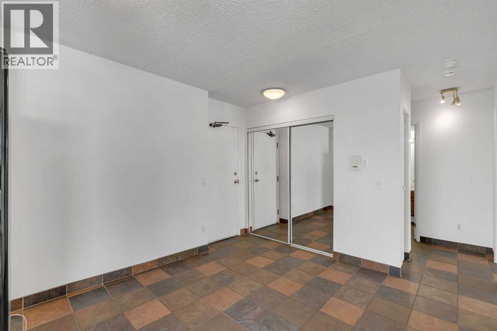 Apartment for Sale in 602, 2909 17 Avenue SW|Calgary, Alberta T3E0B1 3