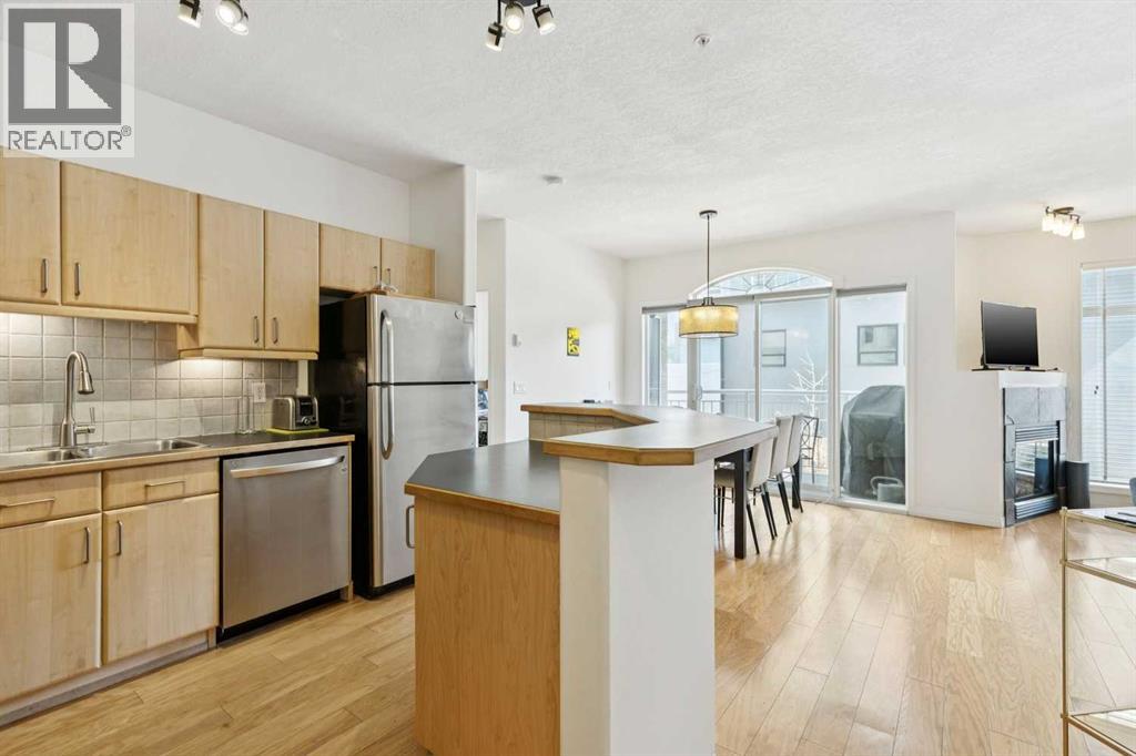 Apartment for Sale in 202, 1026 12 Avenue SW|Calgary, Alberta T2R0J6 3