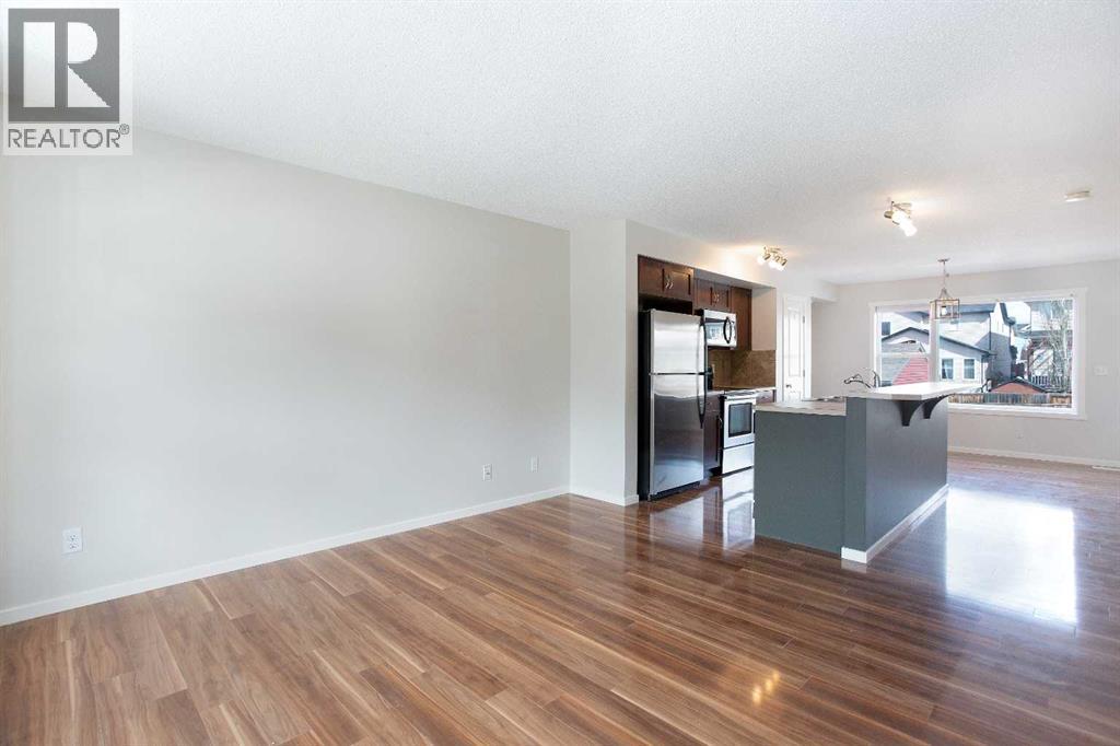 Duplex for Sale in 160 Panamount Way NW|Calgary, Alberta T3K0P7 4